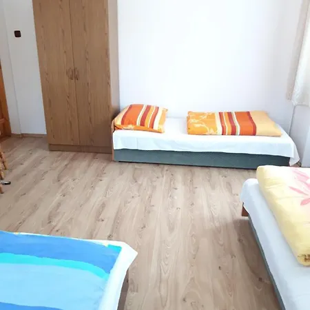 Проживание в семье Pod Tatarska Gora